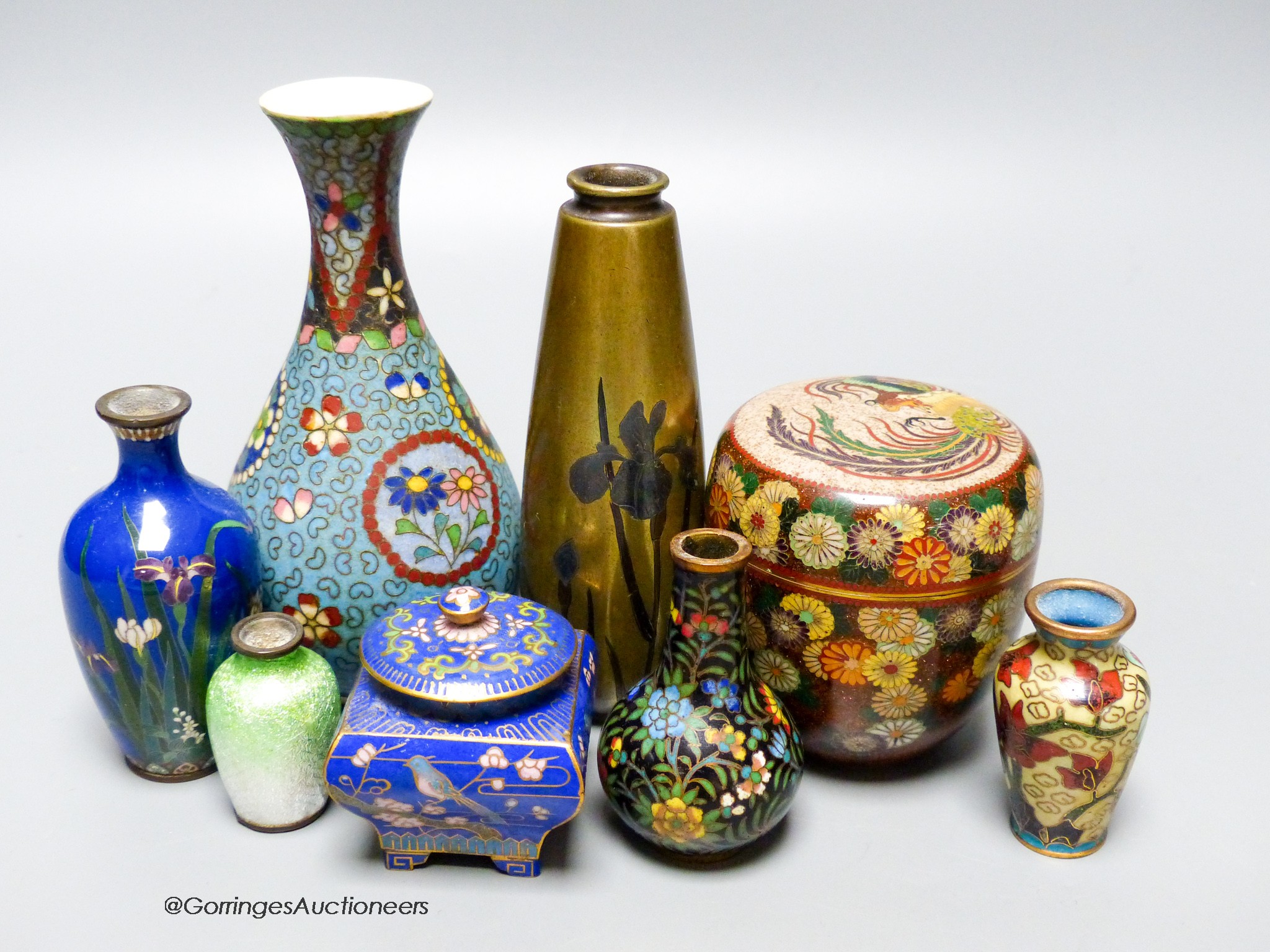 A collection of Japanese cloisonne enamel and bronze vases, etc. tallest 14cm